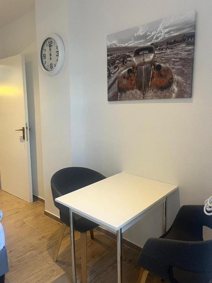 Santa Lucia Apartments ボーデンスドルフ エクステリア 写真